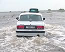 Затоплен въезд в село Иковское