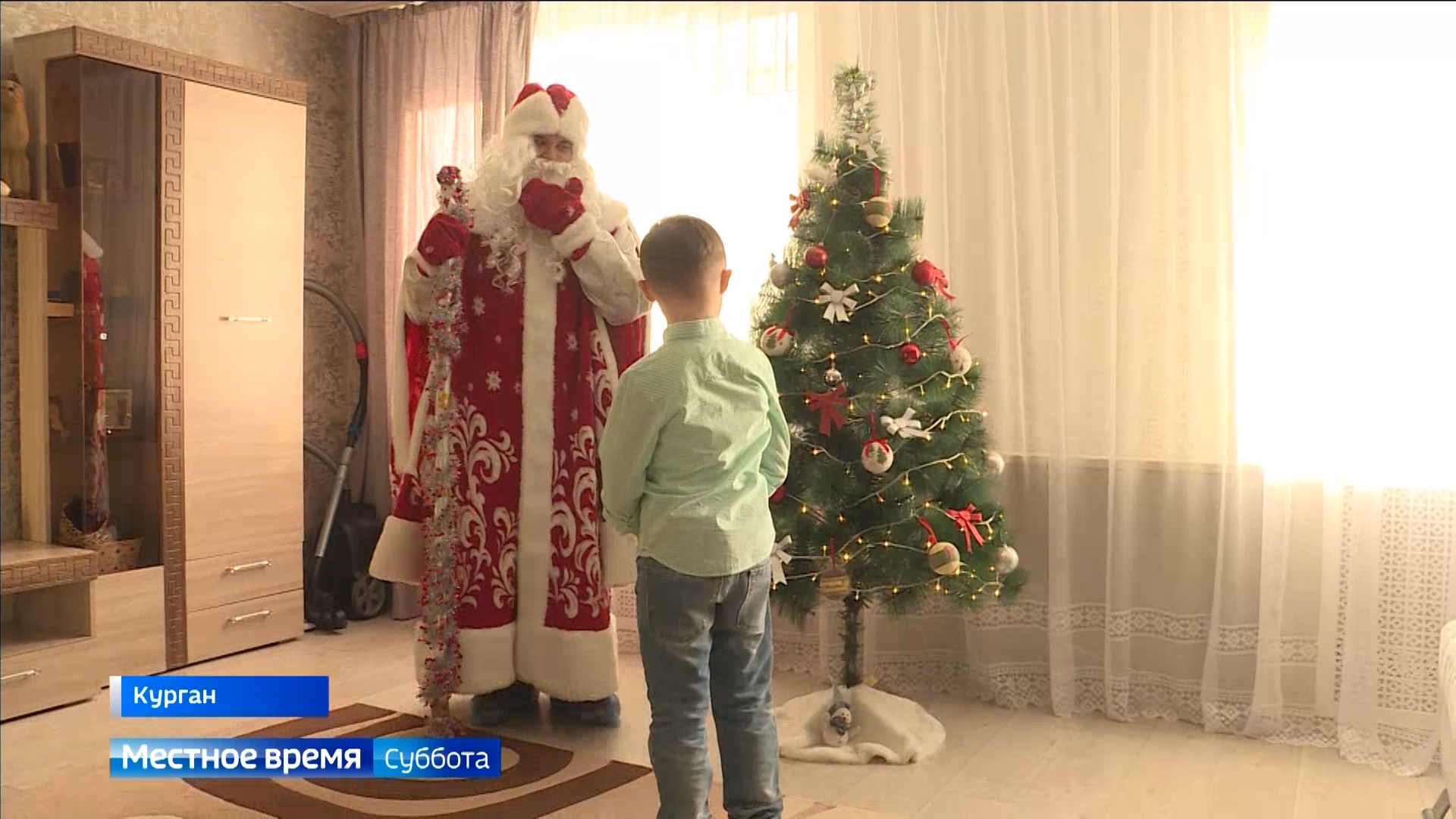 Первые новогодние подарки от Губернатора получили семьи, где воспитываются  дети-инвалиды